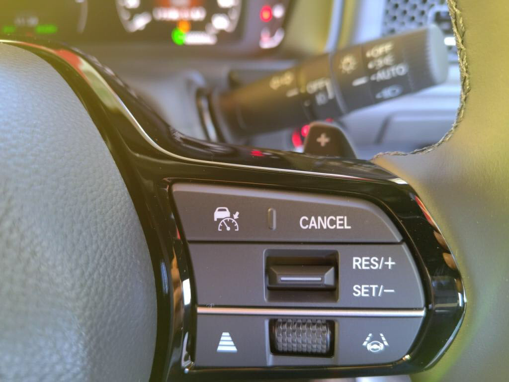 ステップワゴンスパーダＨＶｅＨＥＶスパーダプレミアムラインブラックＥｄの写真 19