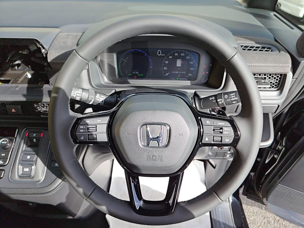 ステップワゴンスパーダＨＶｅＨＥＶスパーダプレミアムラインブラックＥｄの写真 15