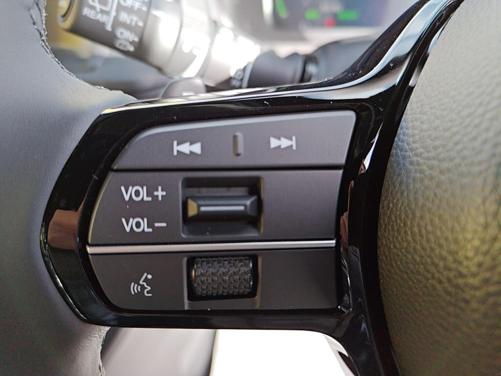 ステップワゴンスパーダＨＶｅＨＥＶスパーダプレミアムラインブラックＥｄの写真 16