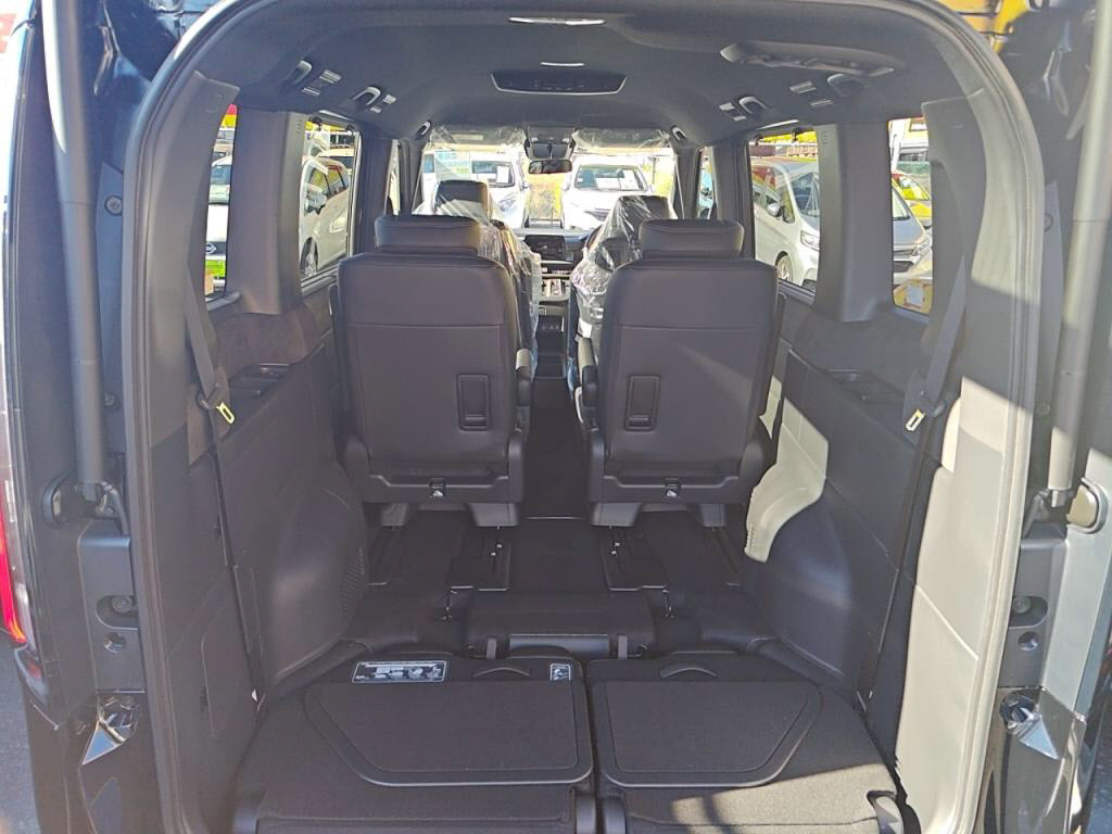 ステップワゴンスパーダＨＶｅＨＥＶスパーダプレミアムラインブラックＥｄの写真 26