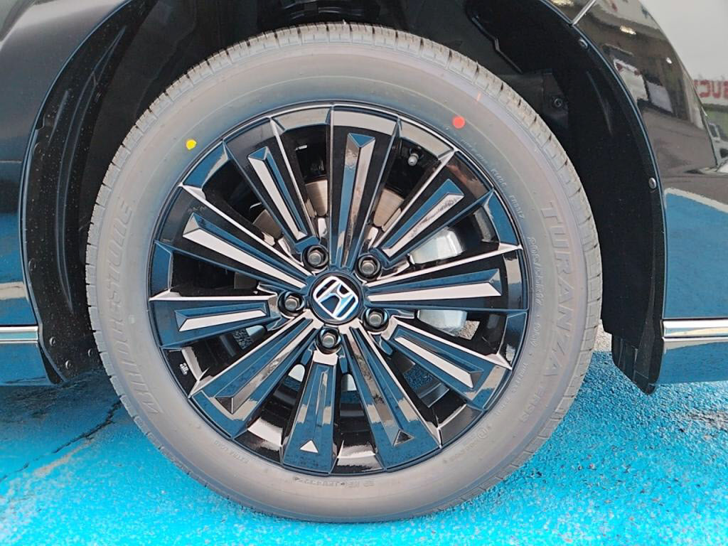 ステップワゴンスパーダＨＶｅＨＥＶスパーダプレミアムラインブラックＥｄの写真 11