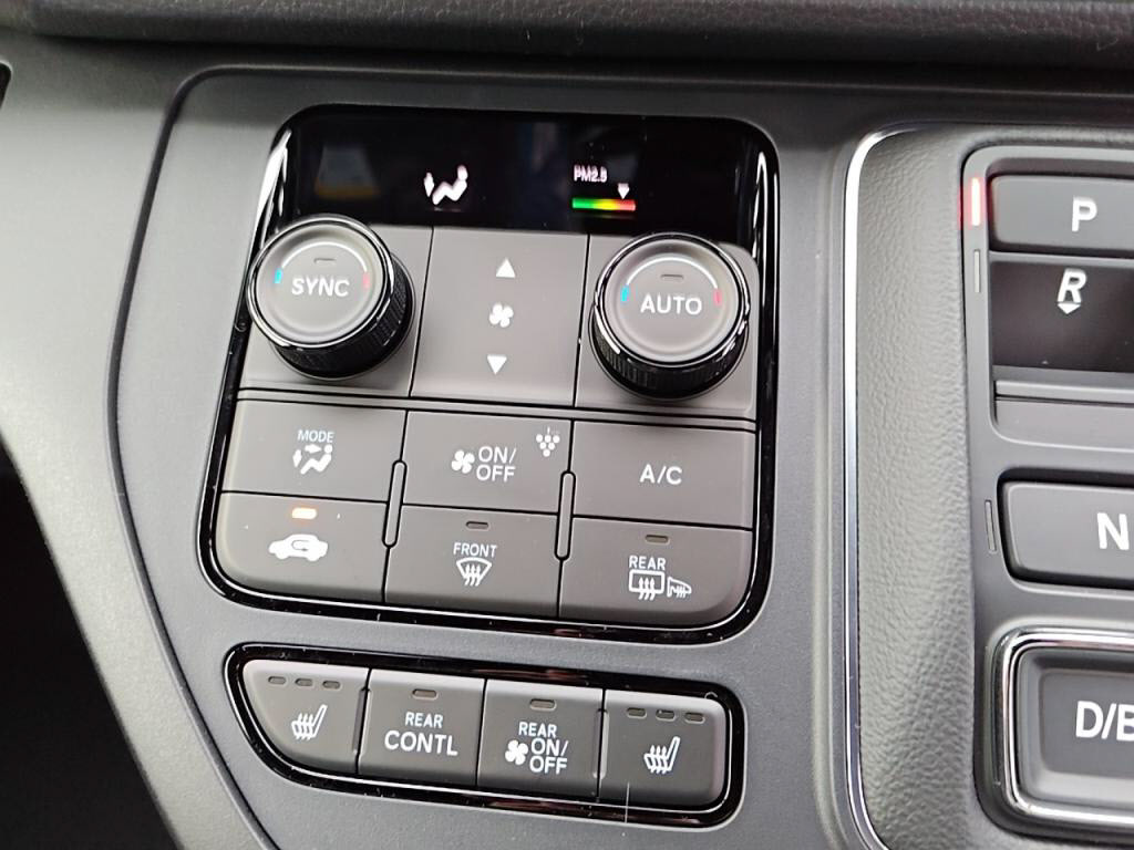 ステップワゴンスパーダＨＶｅＨＥＶスパーダプレミアムラインブラックＥｄの写真 18