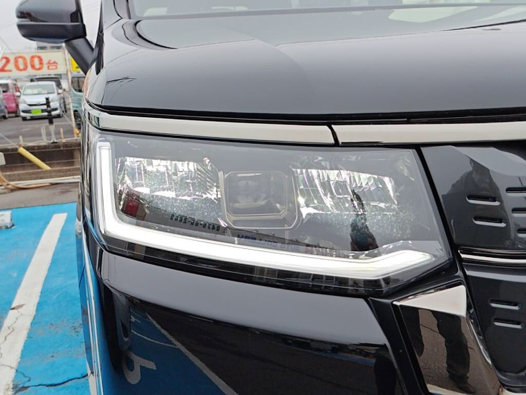 ステップワゴンスパーダＨＶｅＨＥＶスパーダプレミアムラインブラックＥｄの写真 9