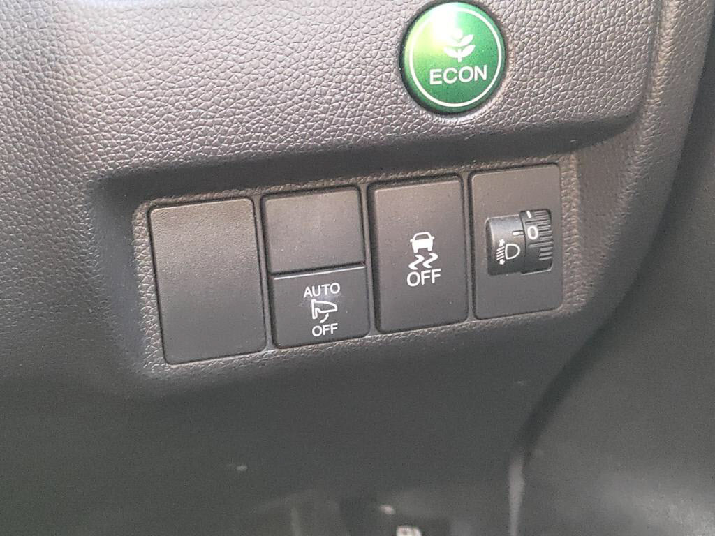 フィット１３Ｇ・Ｆの写真 16