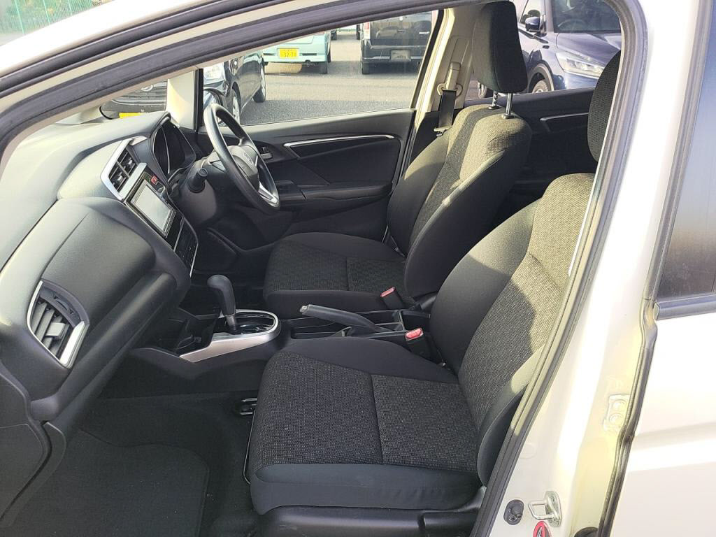 フィット１３Ｇ・Ｆの写真 22