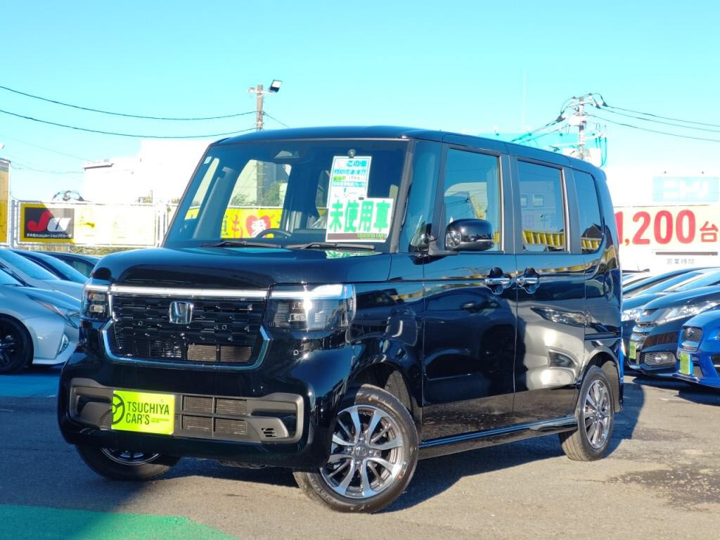 ホンダ　Ｎ＿ＢＯＸカスタム　ヒョウジュン