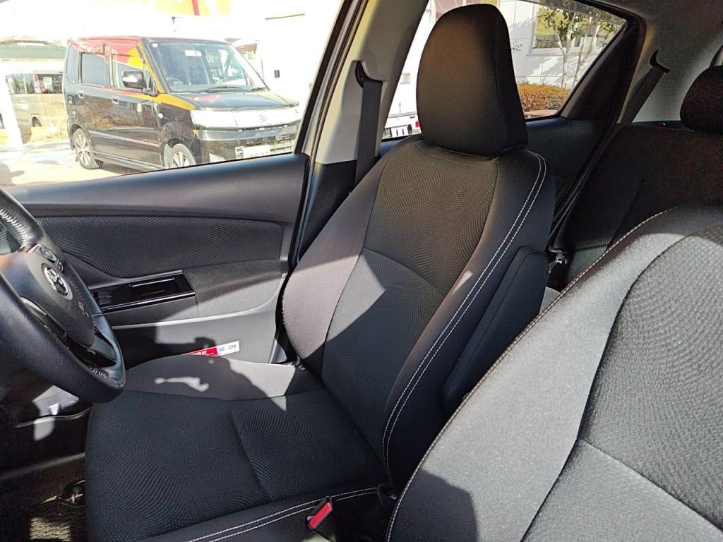 ヴィッツ５ＤＵの写真 21