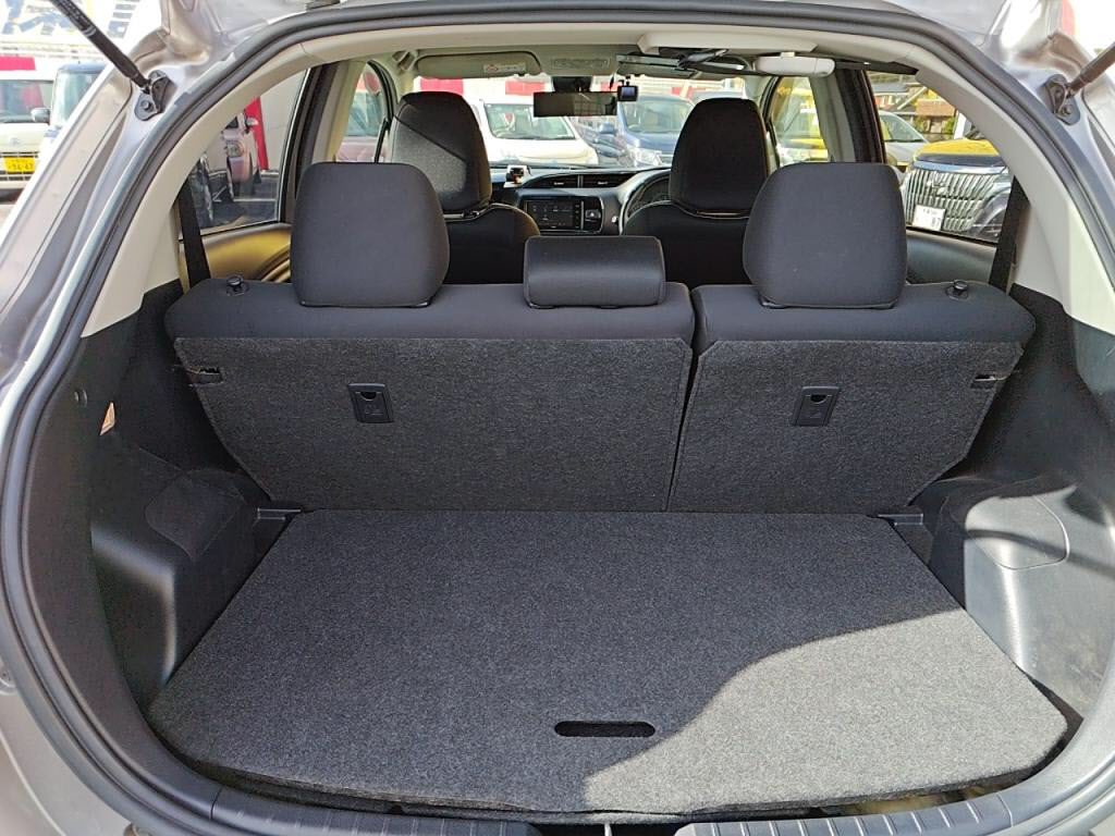 ヴィッツ５ＤＵの写真 25