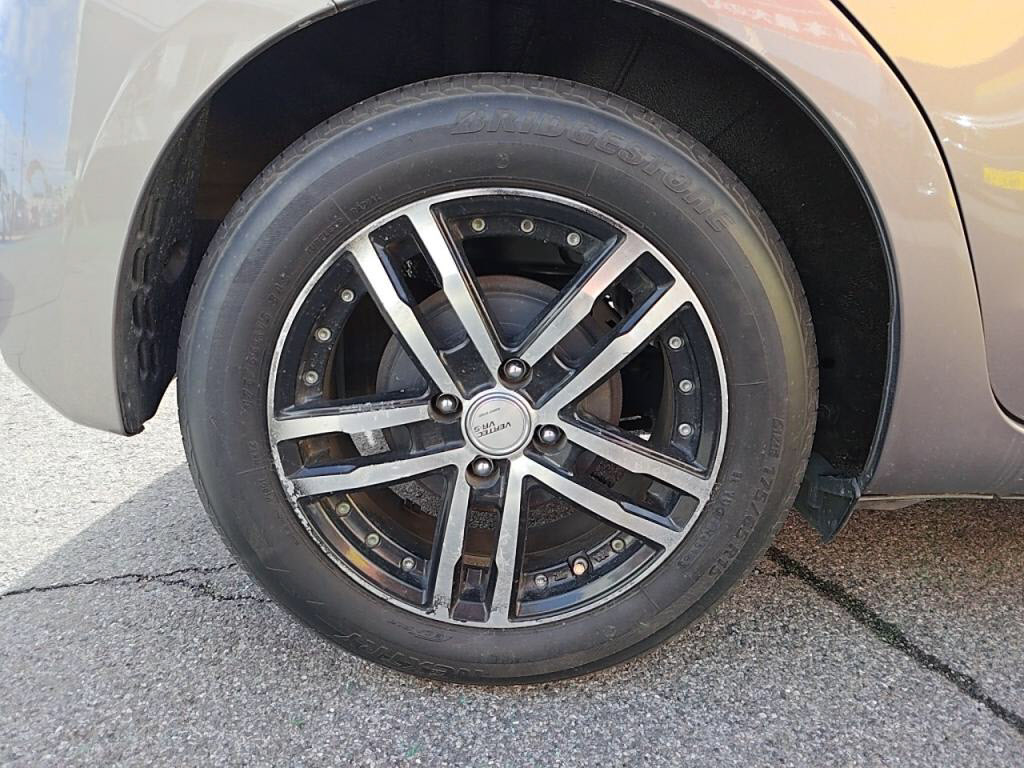 ヴィッツ５ＤＵの写真 9