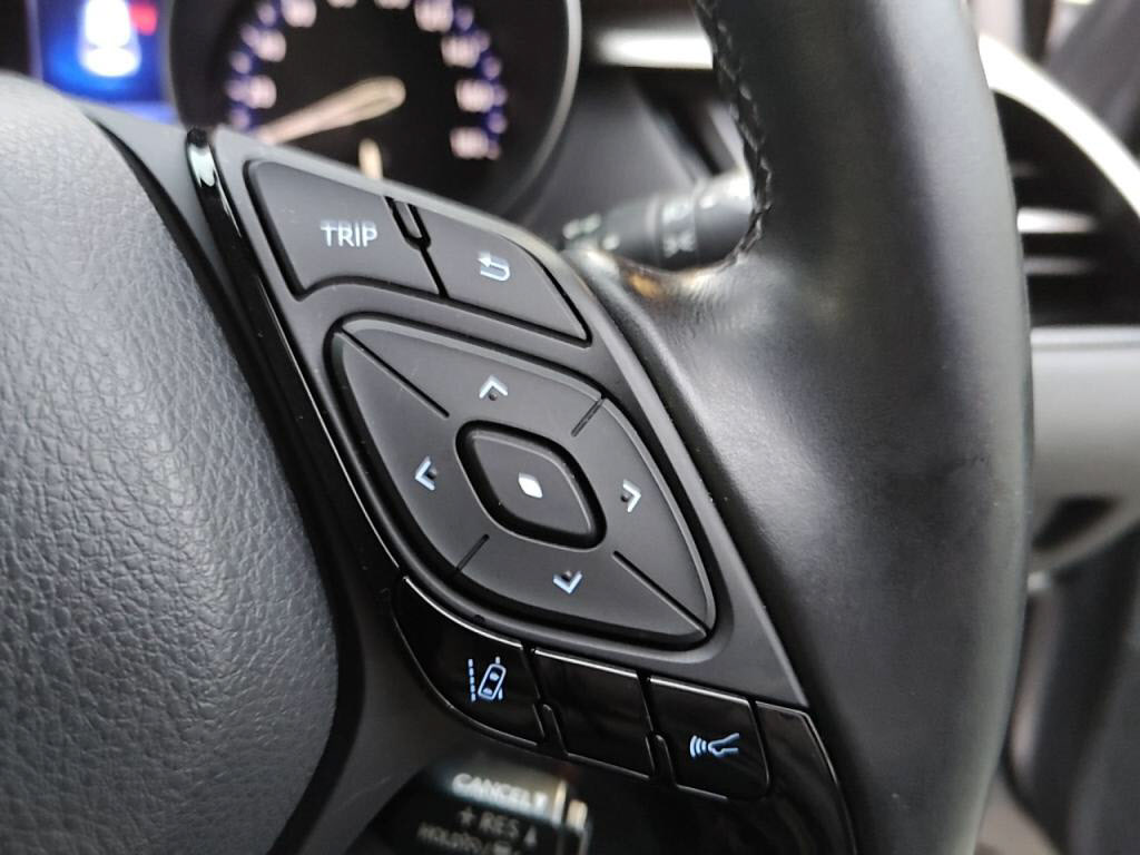 Ｃ－ＨＲハイブリッドＧの写真 15