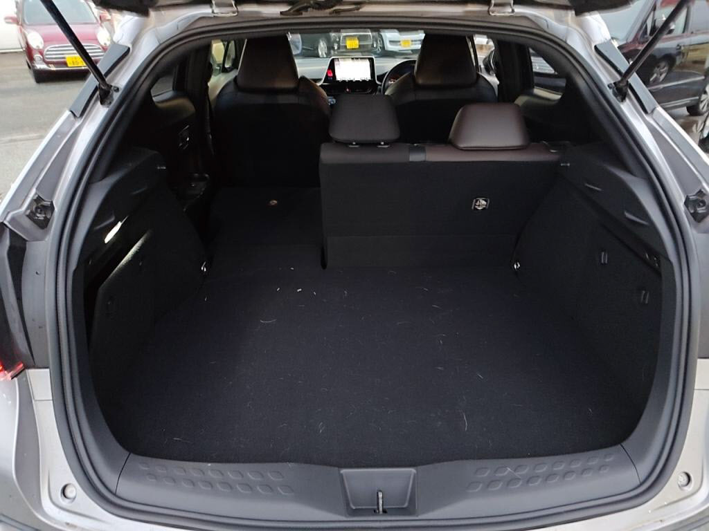 Ｃ－ＨＲハイブリッドＧの写真 26