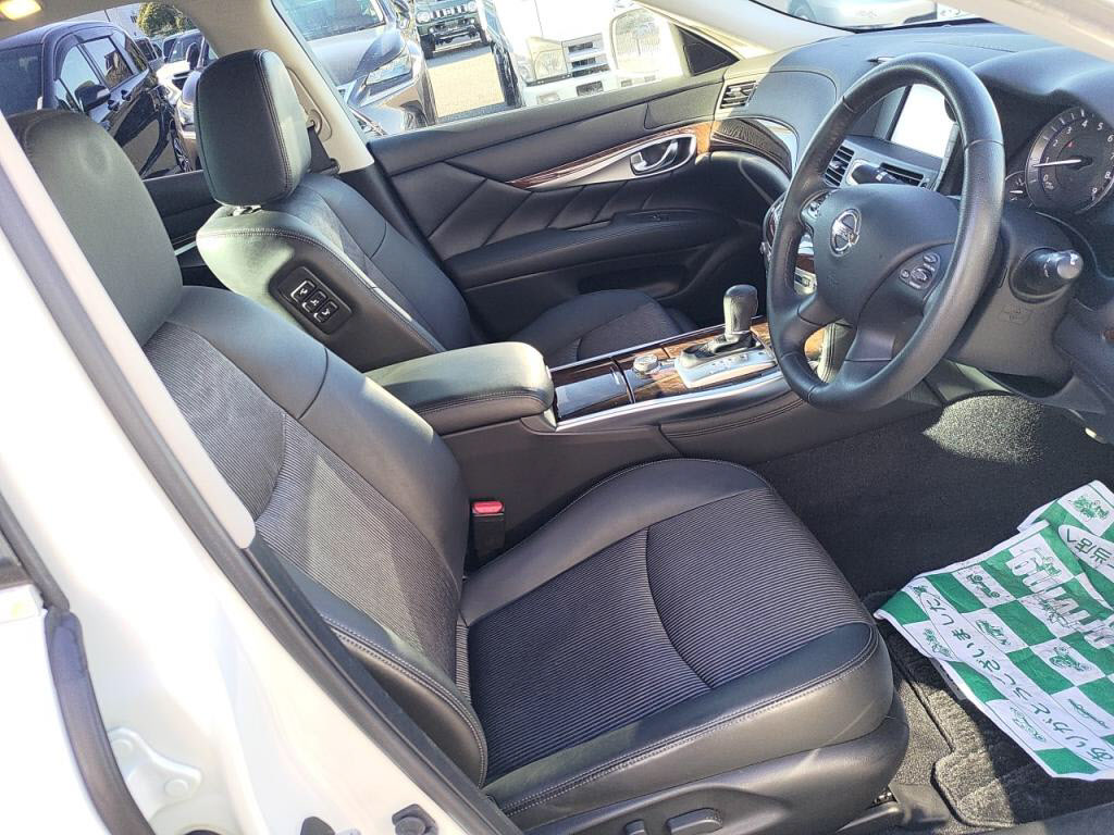 フーガ３７０ＧＴの写真 21