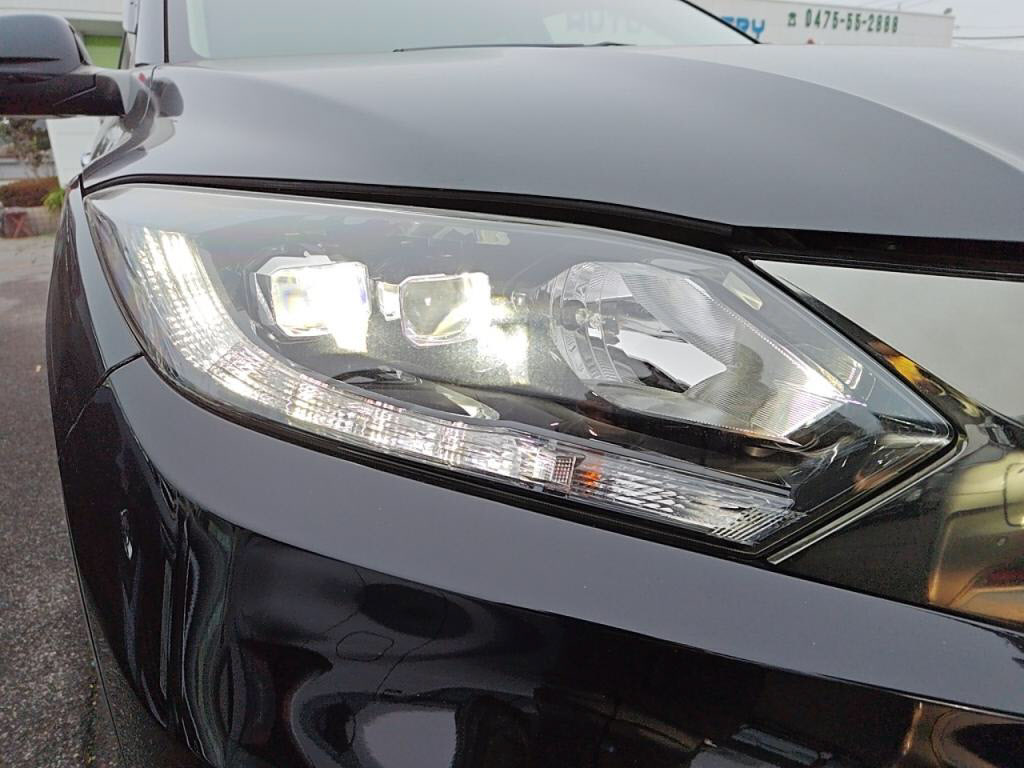 ヴェゼルハイブリッドハイブリッドＸ・ホンダセンシングの写真 9