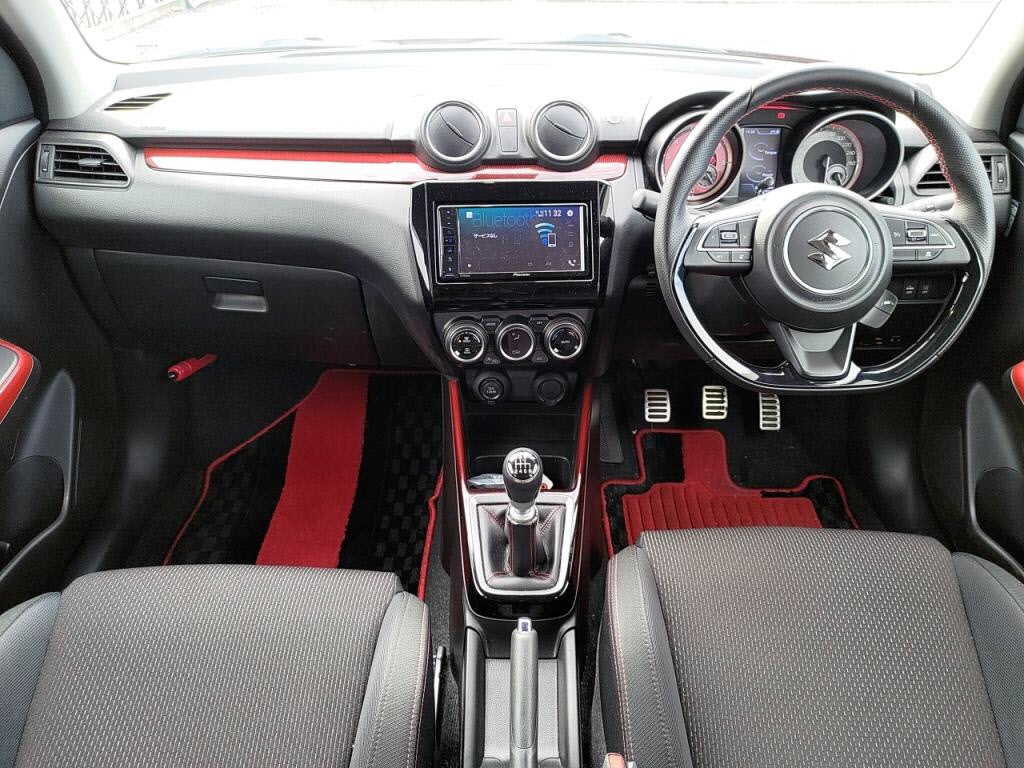 スイフトスポーツスポーツの写真 3