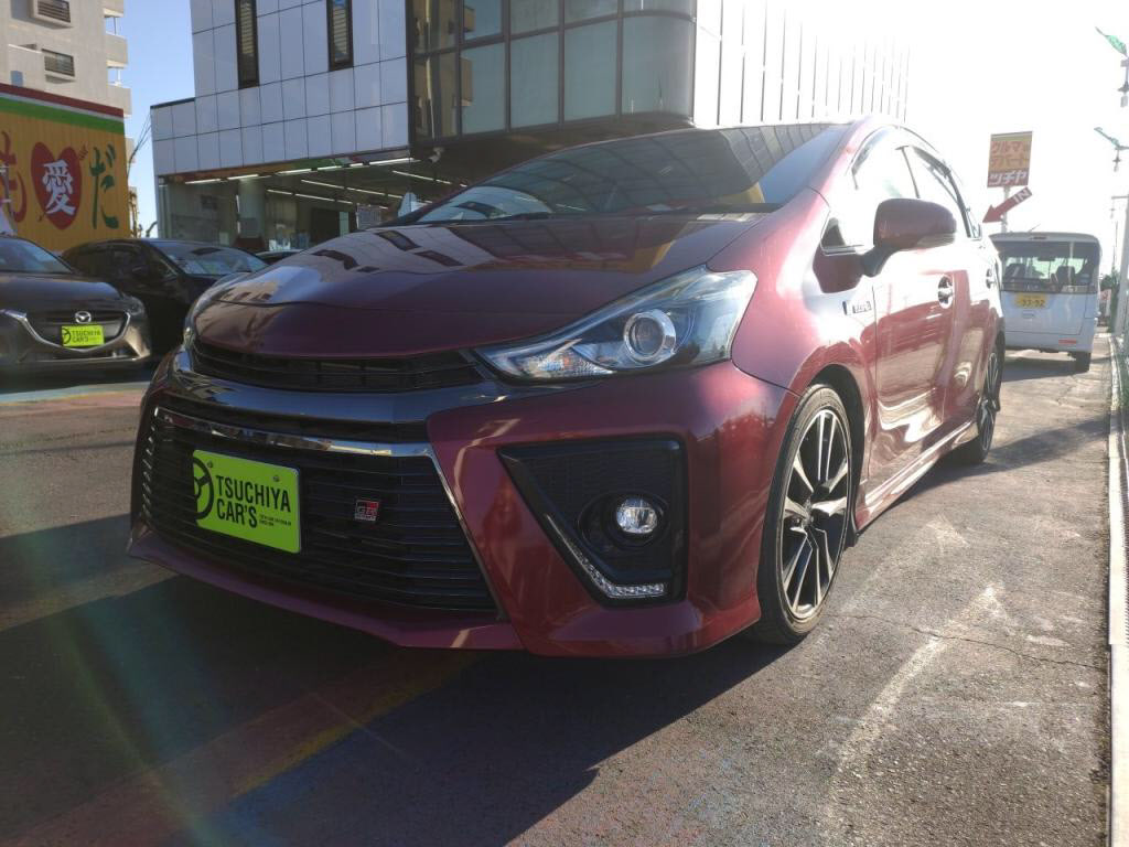 トヨタ　プリウスα　Ｓツーリングセレクション・ＧＲスポーツ