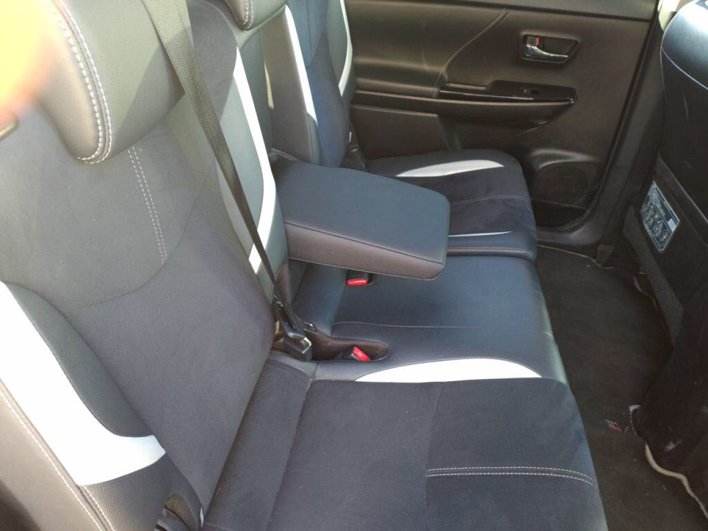 プリウスαＳツーリングセレクション・ＧＲスポーツの写真 21