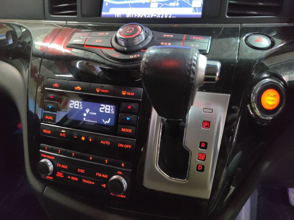 エルグランドライダーブラックラインの写真 15