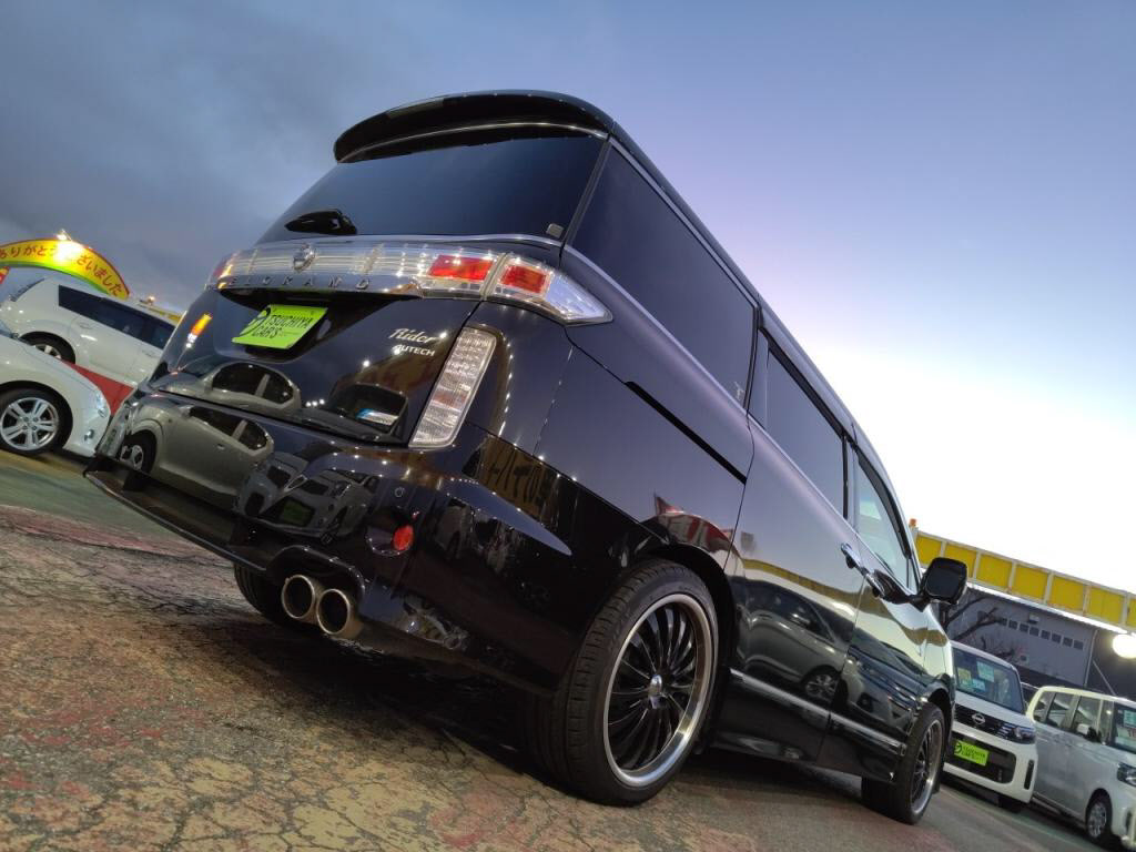 エルグランドライダーブラックラインの写真 26