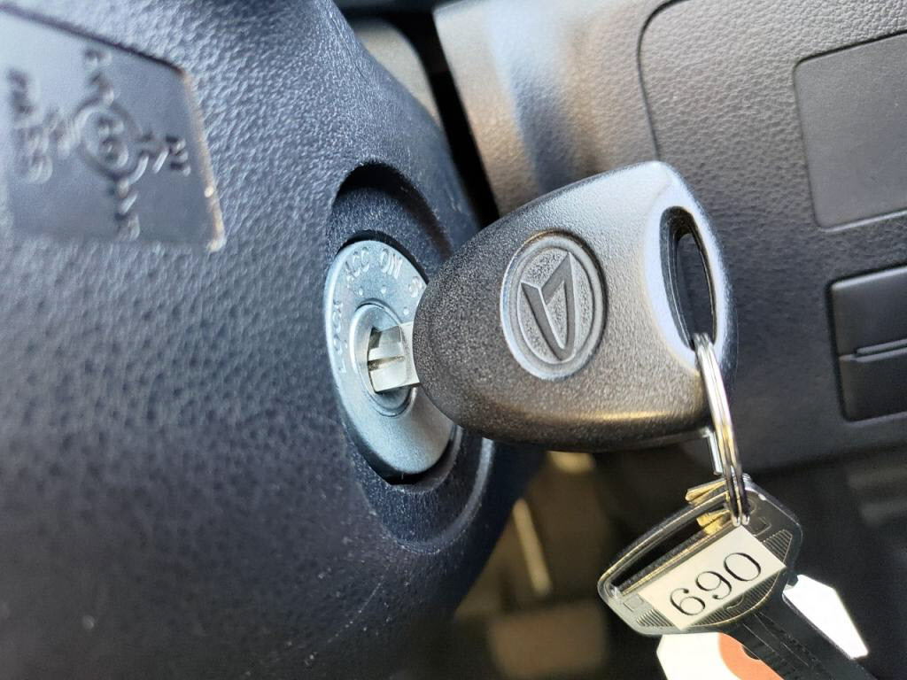 ミライースＬの写真 13