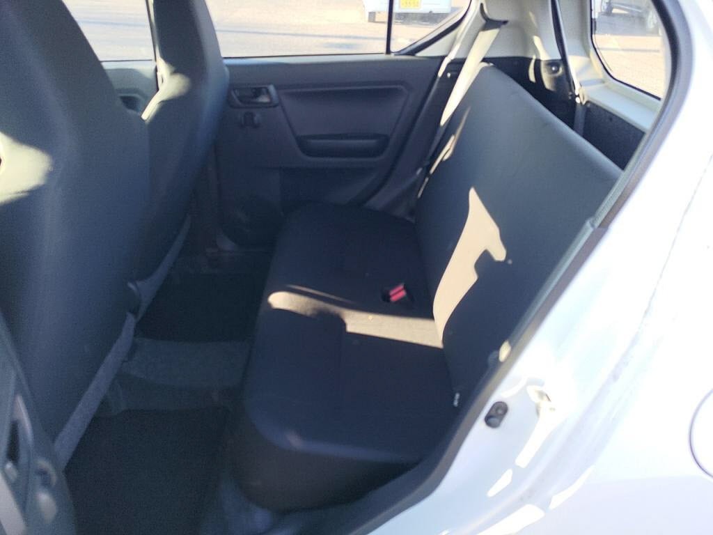 ミライースＬの写真 23