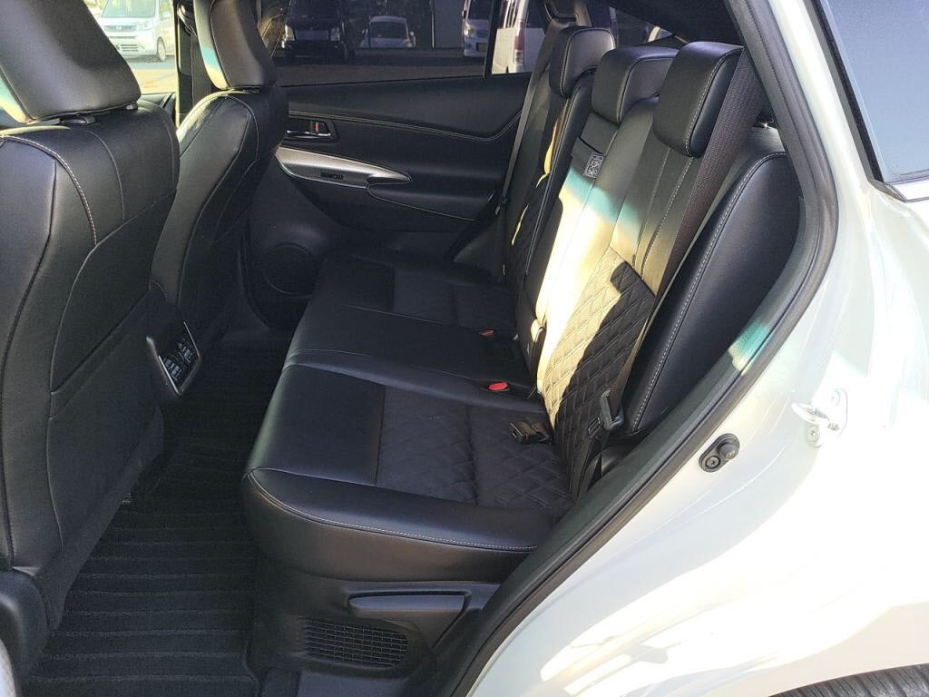 ハリアーハイブリッドプレミアムアドバンスドパッケージの写真 23