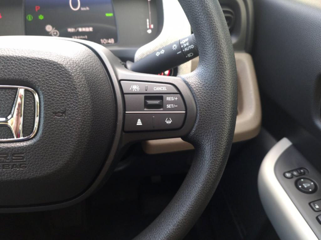 フリードハイブリッドｅＨＥＶエアーの写真 16