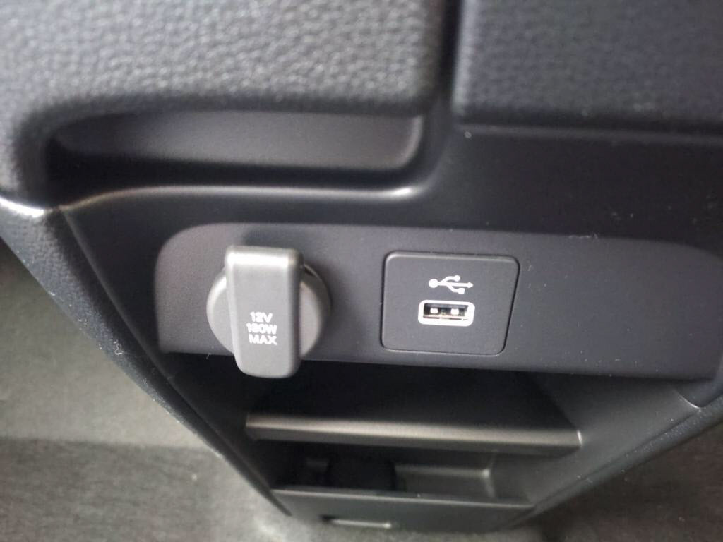 フリードハイブリッドｅＨＥＶエアーの写真 19