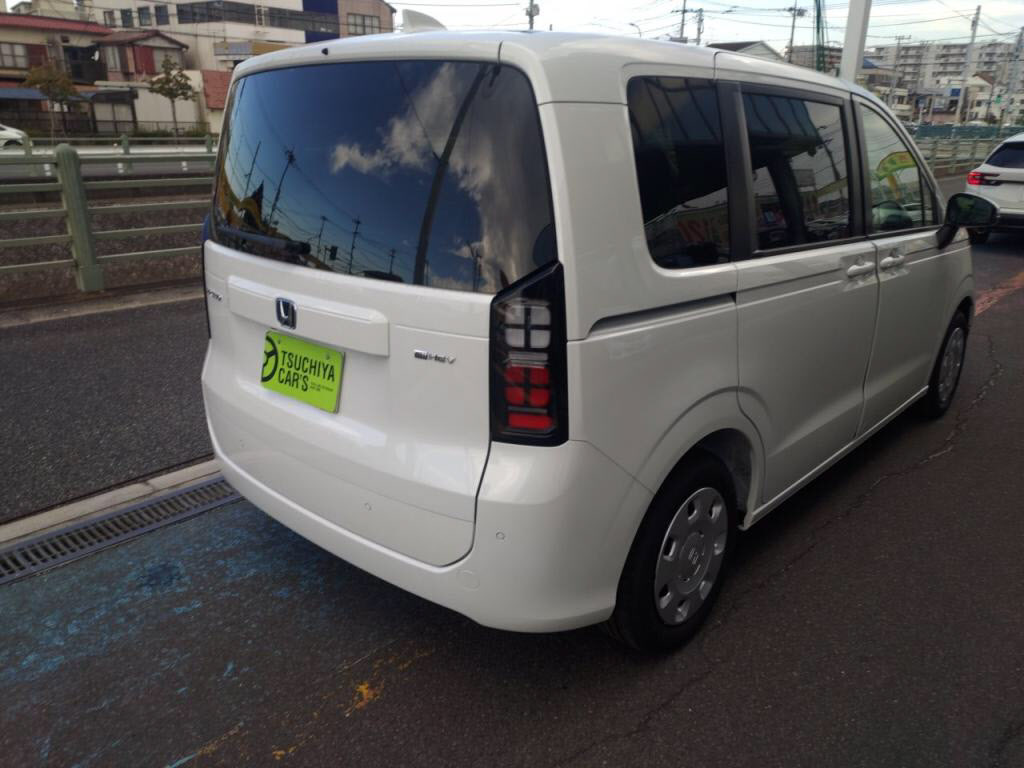 フリードハイブリッドｅＨＥＶエアーの写真 2