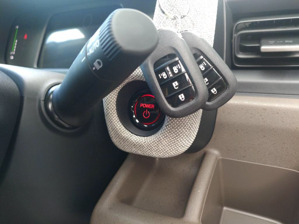 フリードハイブリッドｅＨＥＶエアーの写真 20