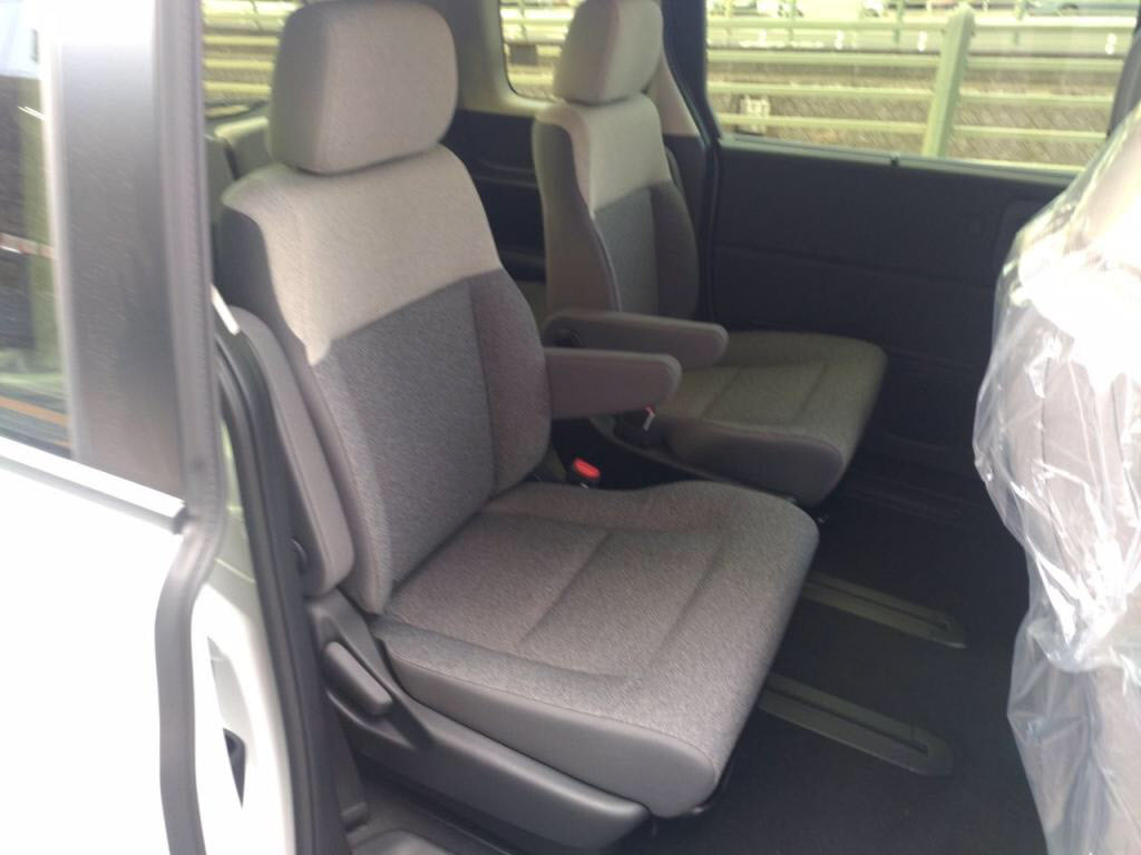 フリードハイブリッドｅＨＥＶエアーの写真 22