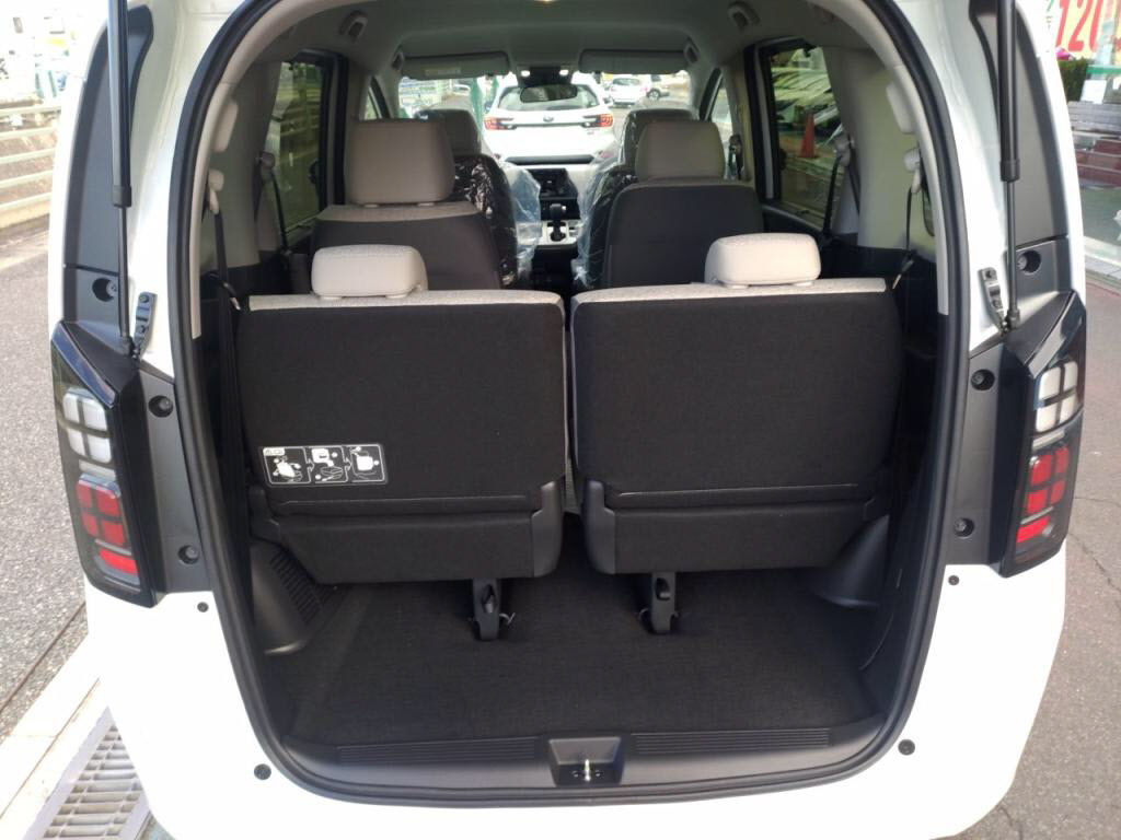 フリードハイブリッドｅＨＥＶエアーの写真 26