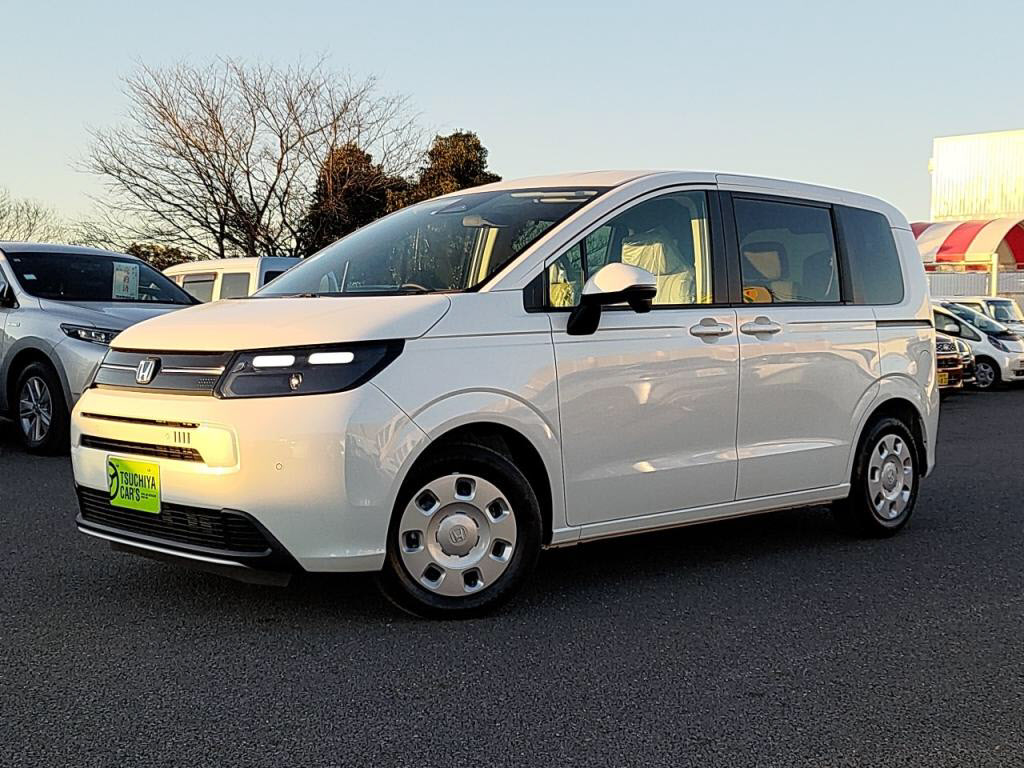 ホンダ　フリードハイブリッド　ｅＨＥＶエアー