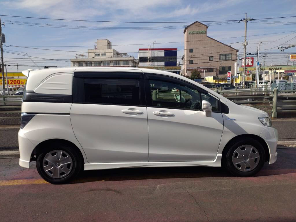 フリードスパイクハイブリッドハイブリッドジャストセレクションの写真 11