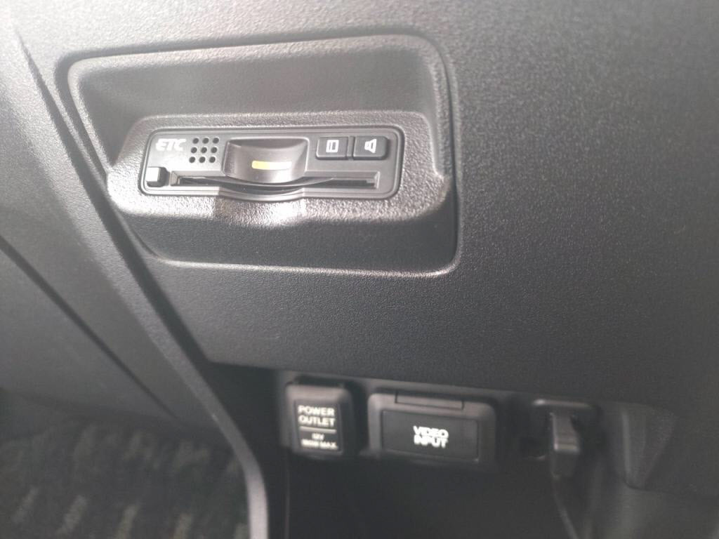 フリードスパイクハイブリッドハイブリッドジャストセレクションの写真 16