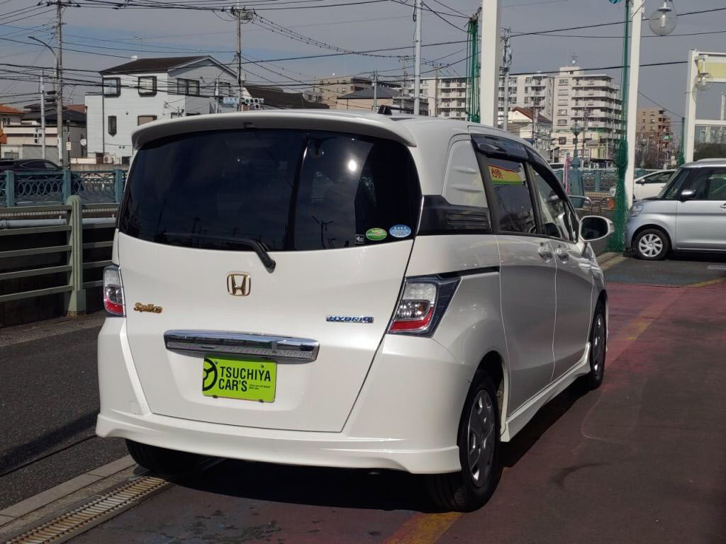 フリードスパイクハイブリッドハイブリッドジャストセレクションの写真 2