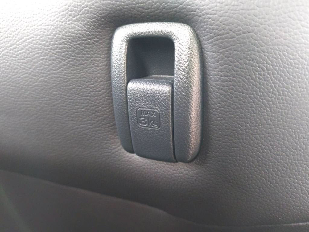 フリードスパイクハイブリッドハイブリッドジャストセレクションの写真 24