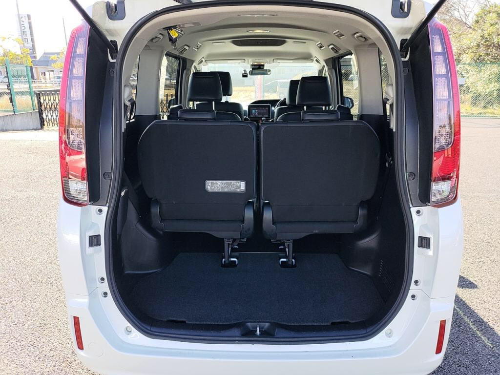 エスクァイアＧｉの写真 25