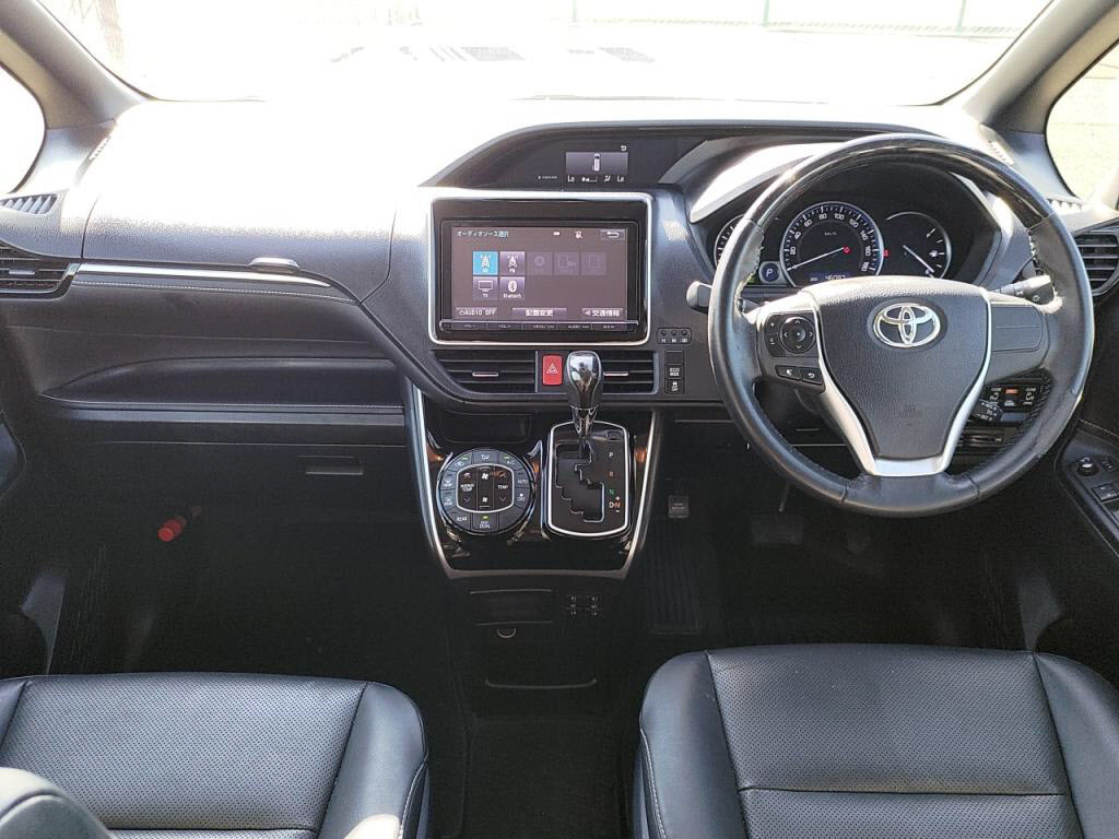 エスクァイアＧｉの写真 3