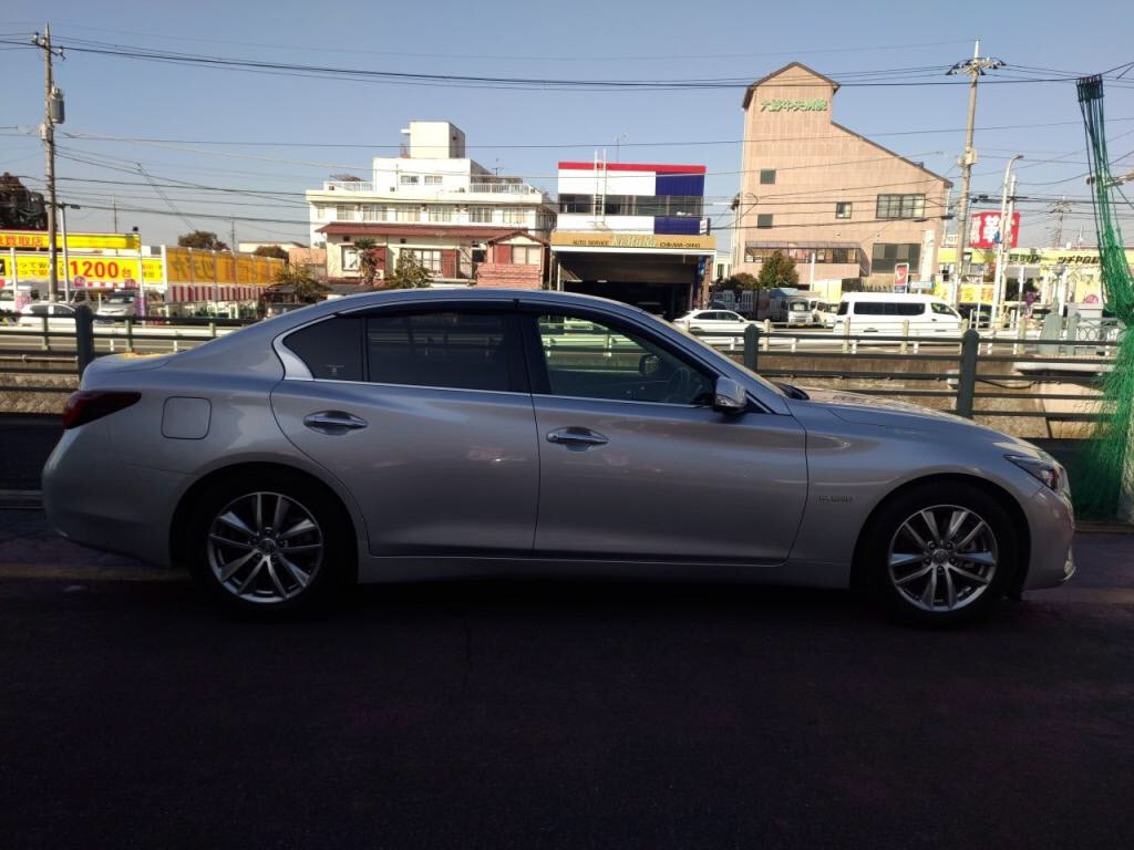 スカイラインハイブリッド３５０ＧＴハイブリッドの写真 11