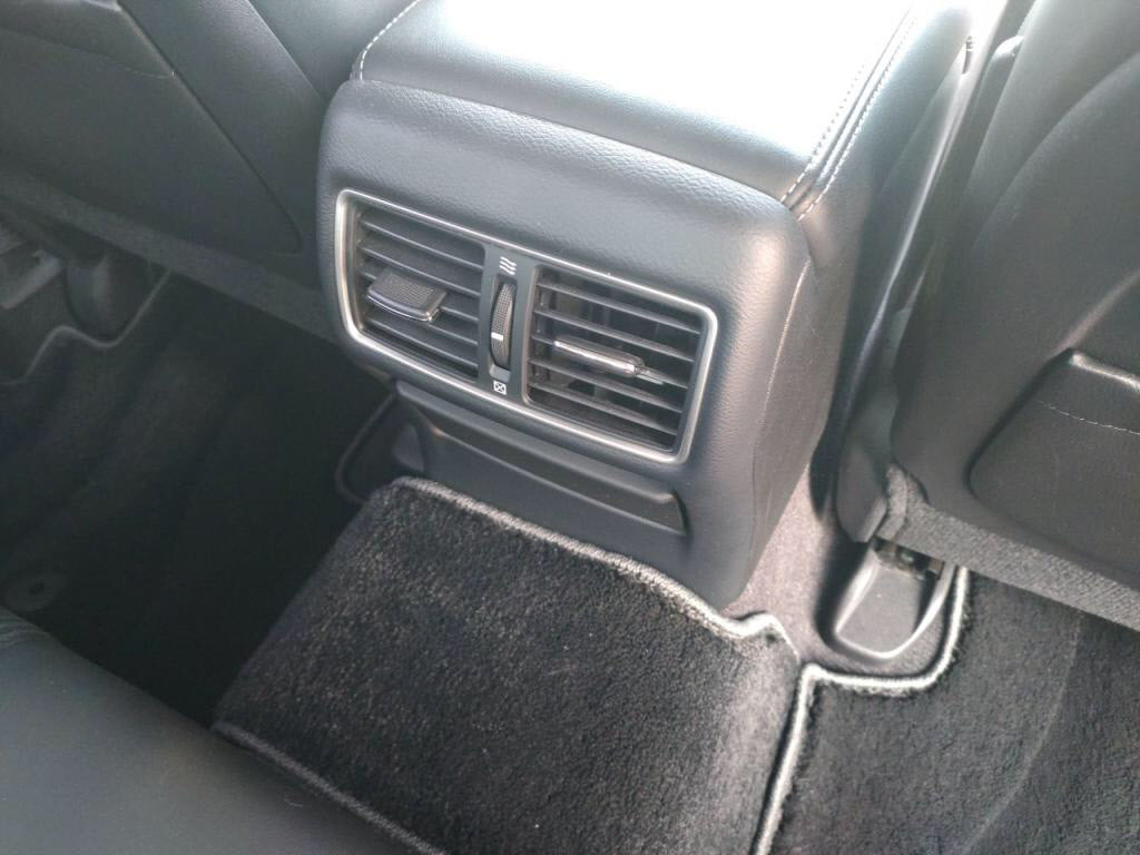 スカイラインハイブリッド３５０ＧＴハイブリッドの写真 24