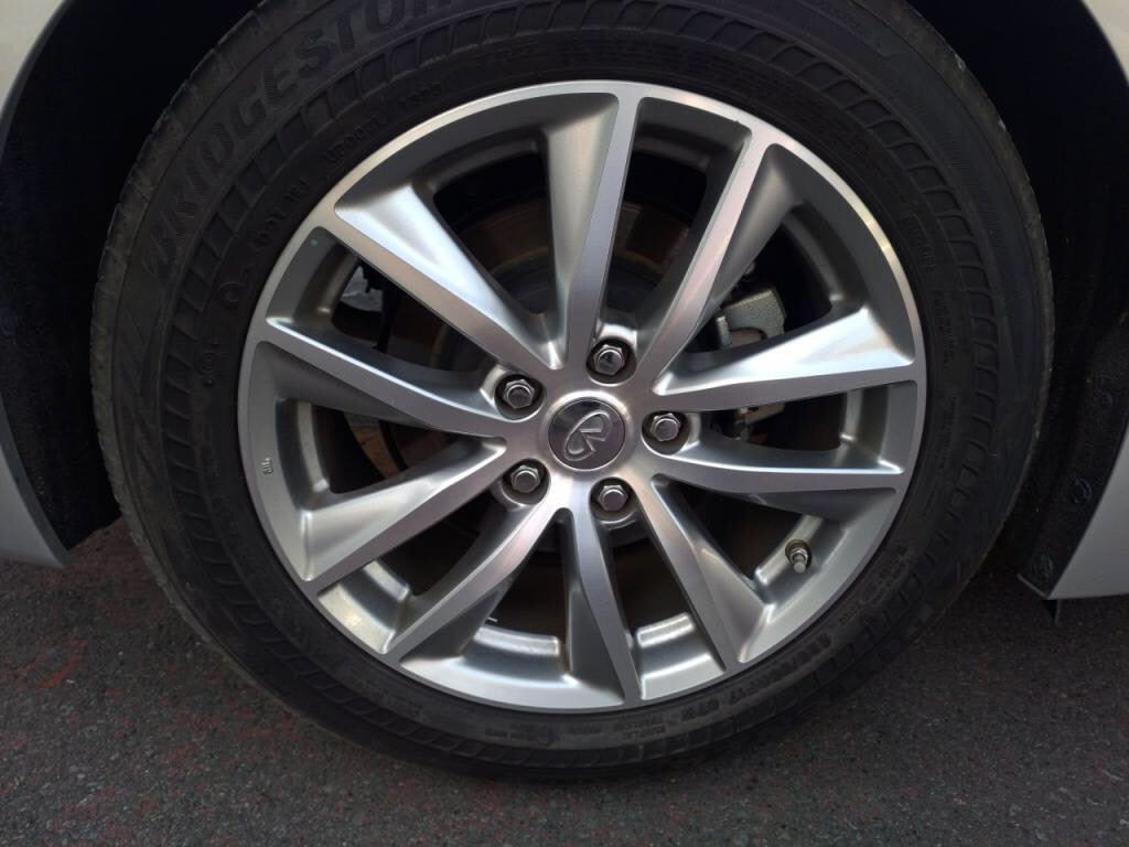 スカイラインハイブリッド３５０ＧＴハイブリッドの写真 25