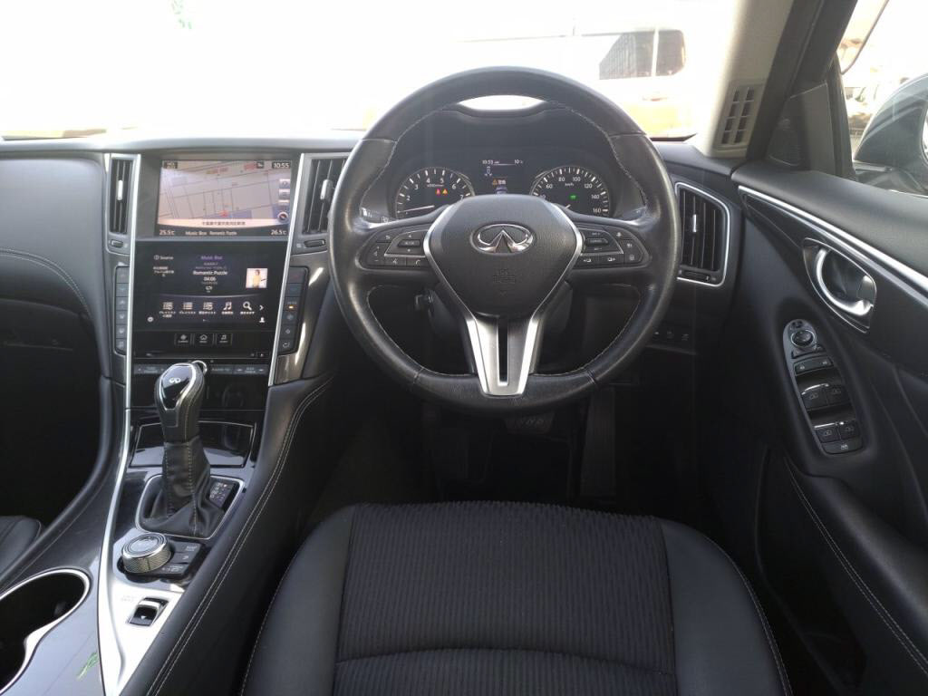 スカイラインハイブリッド３５０ＧＴハイブリッドの写真 3