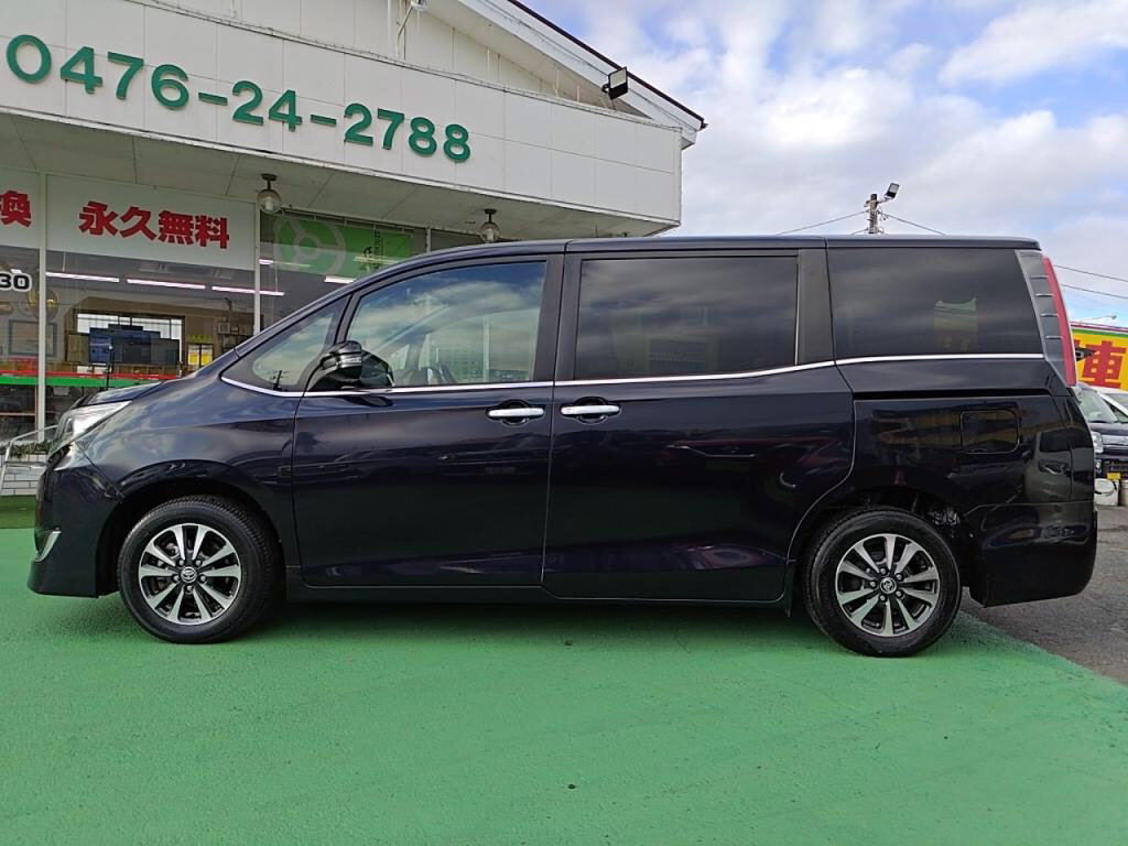 エスクァイアＧｉの写真 12