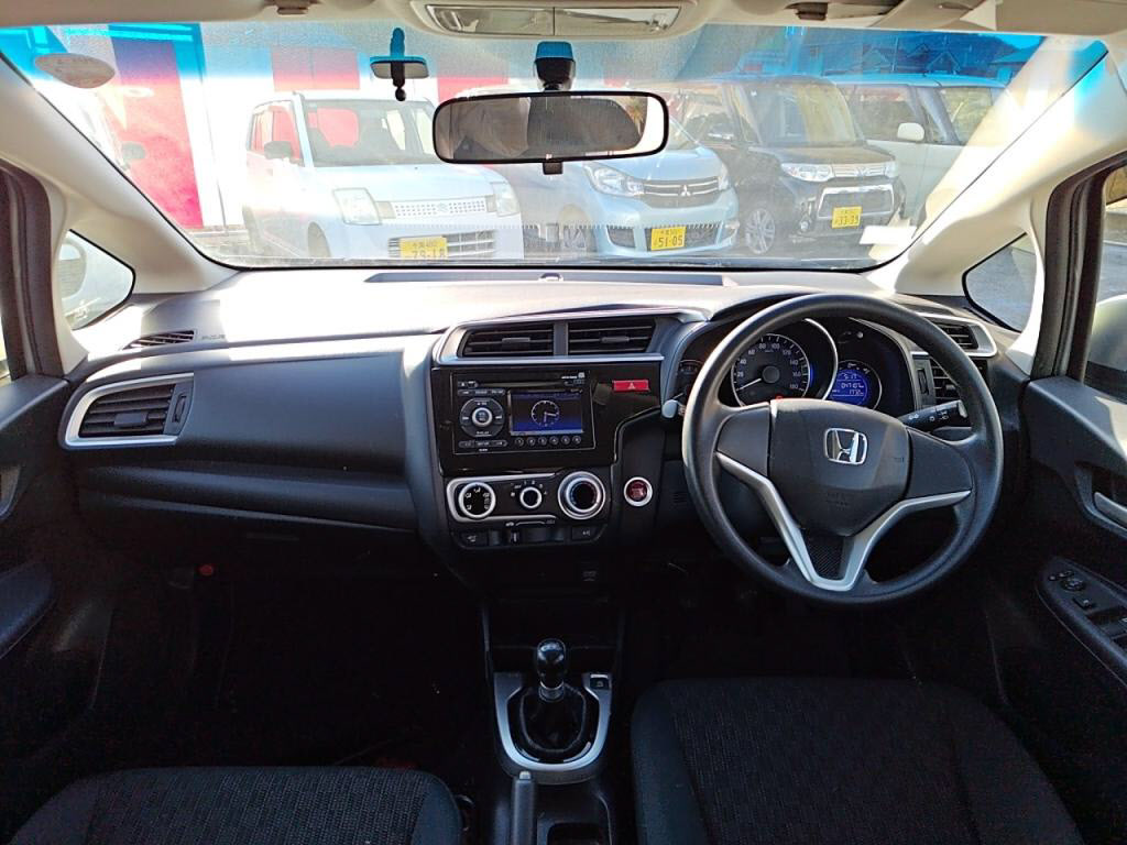 フィット１３Ｇ・Ｆパッケージの写真 3