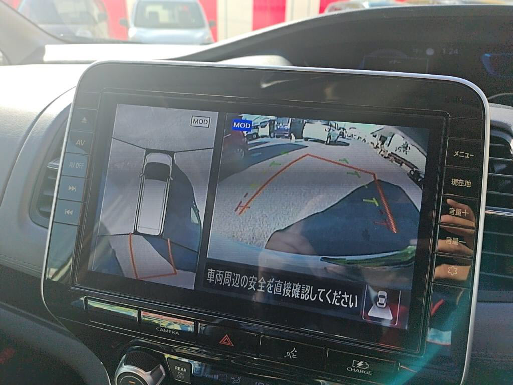 セレナｅパワーｅパワーハイウェイスターＶの写真 15