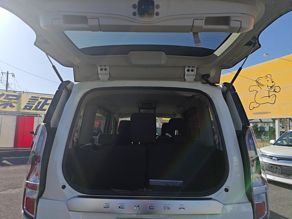 セレナｅパワーｅパワーハイウェイスターＶの写真 25
