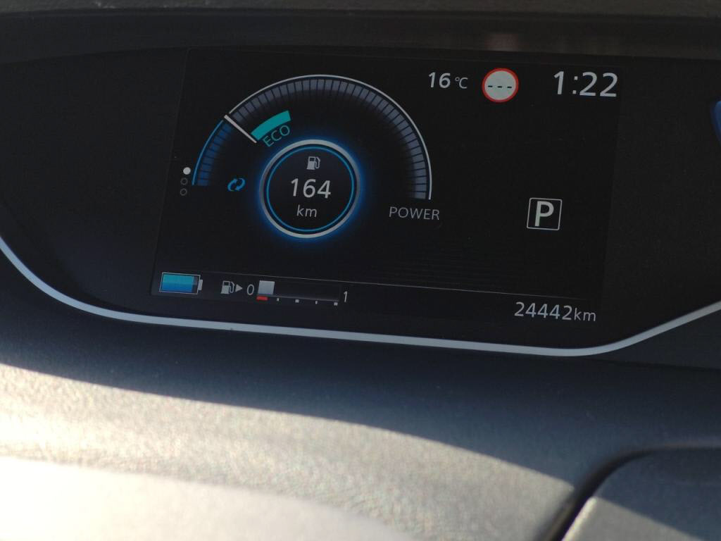 セレナｅパワーｅパワーハイウェイスターＶの写真 27