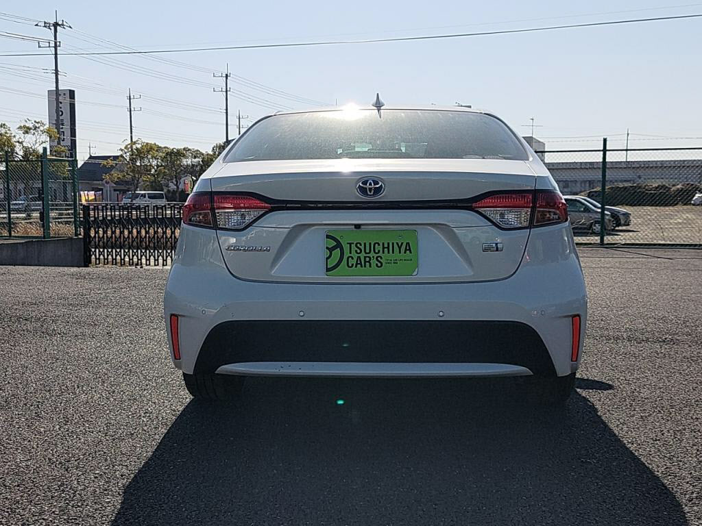 カローラセダンハイブリッドハイブリッドＳの写真 10