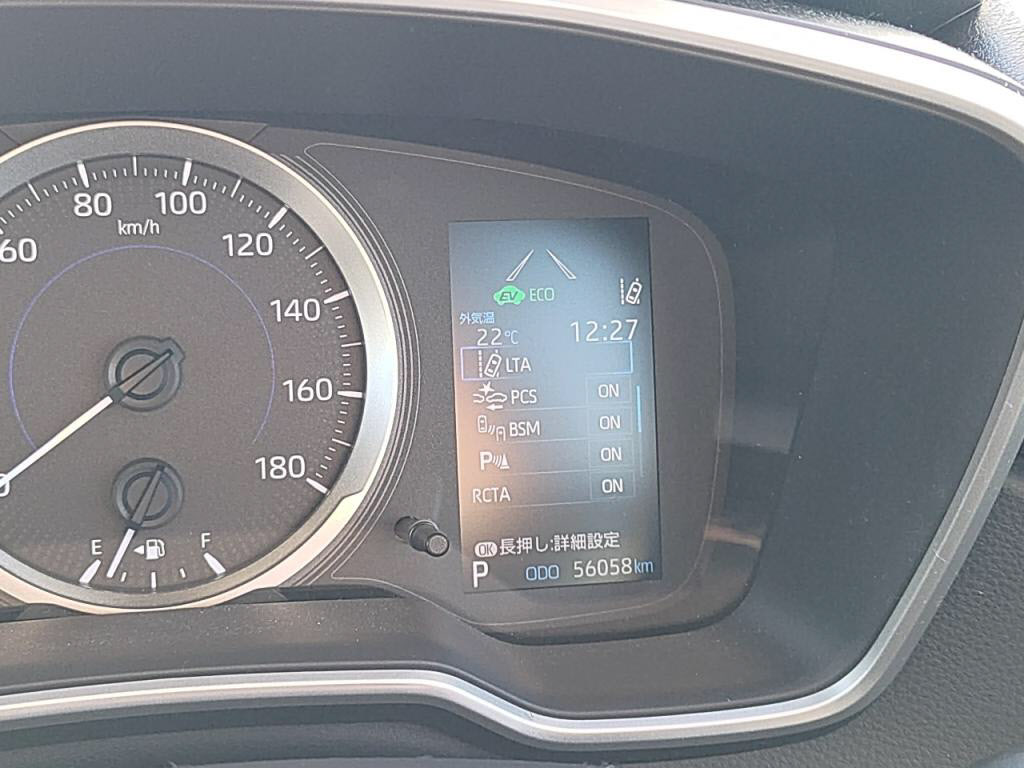 カローラセダンハイブリッドハイブリッドＳの写真 16