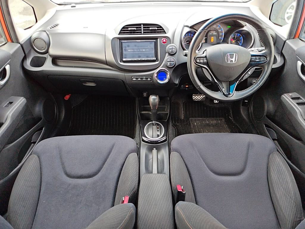 フィットハイブリッドハイブリッドＲＳファインスタイルの写真 3